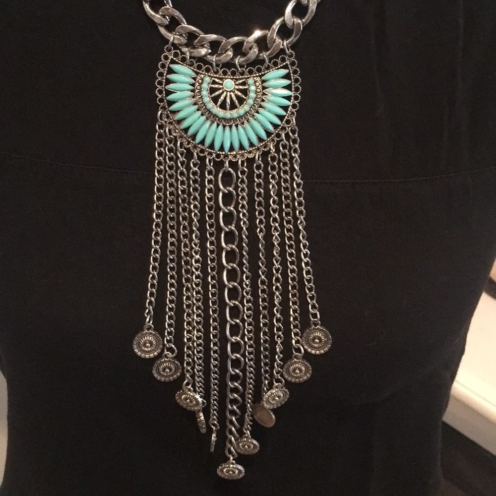 Statement necklace - Picture 2 of 3